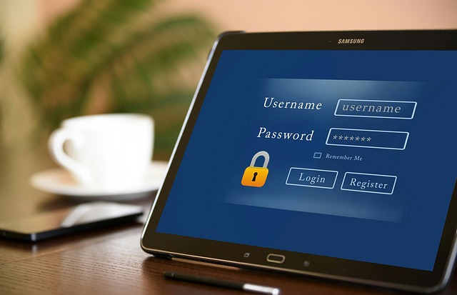 Navigeren door het labyrint van Microsoft licentieonderhandelingen Navigeren door het labyrint van Microsoft licentieonderhandelingen