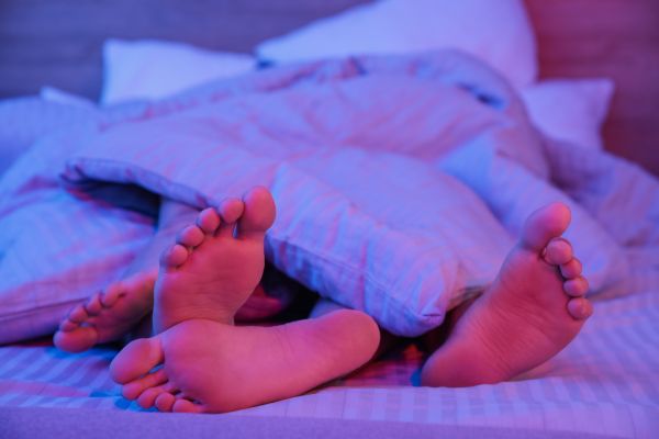 Wie man gesunde Beziehungen zur weiblichen Sexualität pflegt