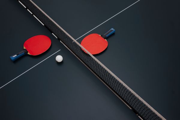 Controverses lors des finales du Championnat du monde de tennis de table : une analyse