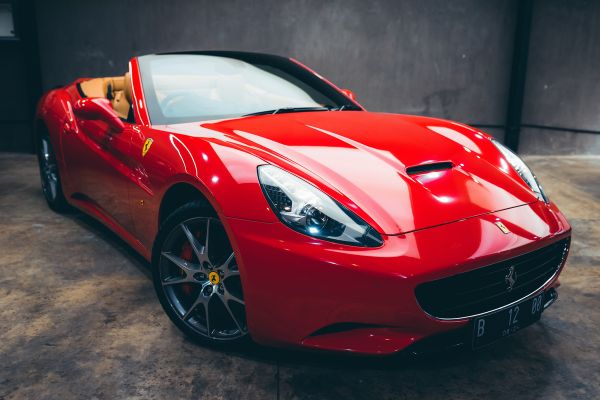 Einmalige Ferrari 812 Competizione wird in New York für wohltätige Zwecke versteigert