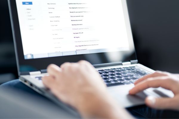 Welche Branchentrends werden die Zukunft des E-Mail-Marketings im Jahr 2024 prägen?