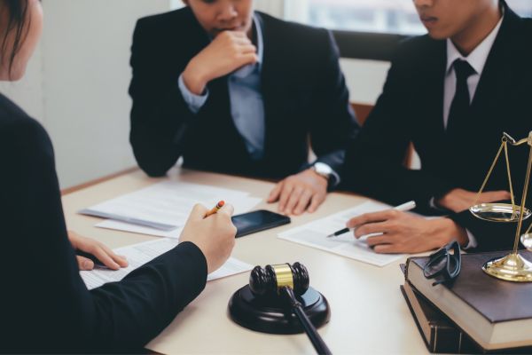 Startup Survival Guide: Rechtliche Risiken und strafrechtliche Herausforderungen abmildern