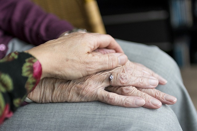 Parkinson en mantelzorg: 10 waardevolle tips voor mantelzorgers