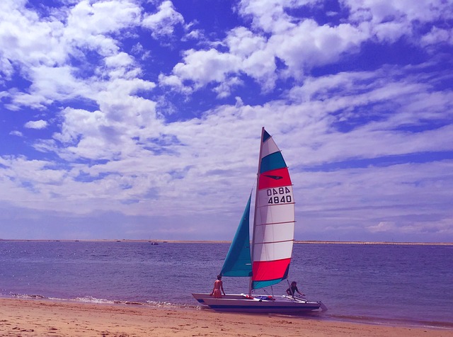 Ontdek de schoonheid van de zee met een catamaran tour Ontdek de schoonheid van de zee met een catamaran tour