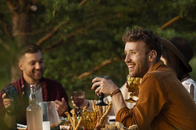 Een onvergetelijk bedrijfsfeest organiseren: tips en inspiratie Een onvergetelijk bedrijfsfeest organiseren: tips en inspiratie