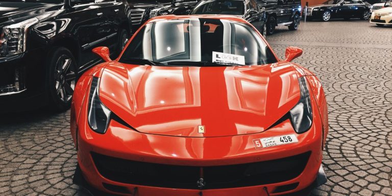 Ontdek de nieuwe line-up van Ferrari-auto’s op Boardwalk Ferrari