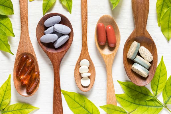 Welche Nahrungsergänzungsmittel reduzieren Cortisol? — Eleat Sporternährung