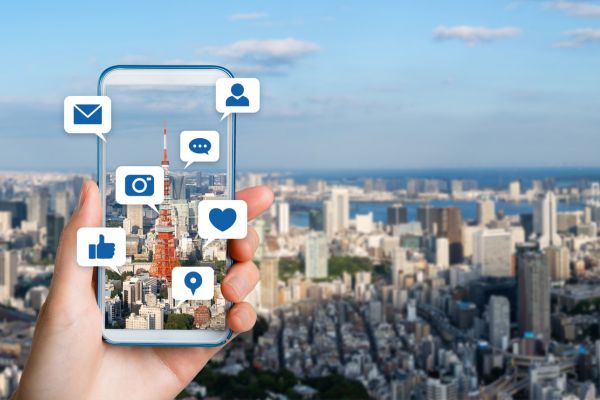 Instagram testet ein neues Reels-Display für Multi-Advertiser-Anzeigen