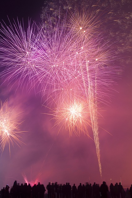 Veilig vuurwerk kiezen: tips en aandachtspunten Veilig vuurwerk kiezen: tips en aandachtspunten