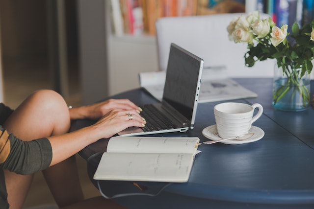 Freelance opdrachten indirect naar je toe trekken