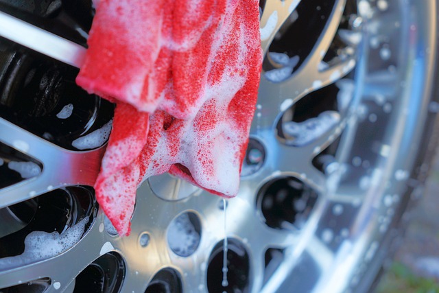 Alles wat je moet weten over auto wassen: van doe-het-zelf technieken tot milieubewust opties Alles wat je moet weten over auto wassen: van doe-het-zelf technieken tot milieubewust opties