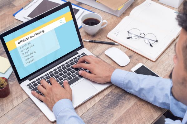 Haben Sie über den Domainnamen für Ihre Affiliate-Site nachgedacht?