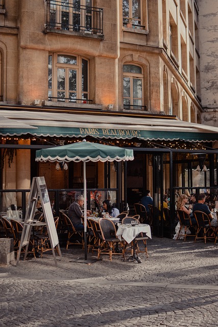 De charme van horeca terrasoverkapping: een blik op de voordelen en trends De charme van horeca terrasoverkapping: een blik op de voordelen en trends
